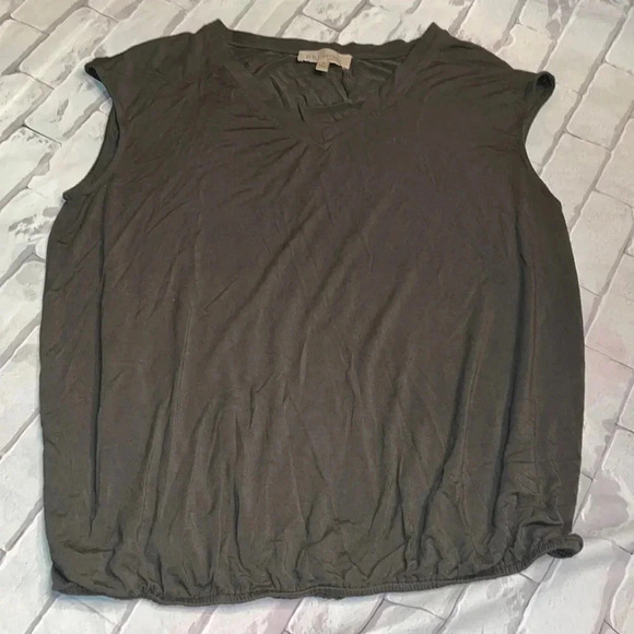 PHILOSOPHY top - Picture 1 of 4